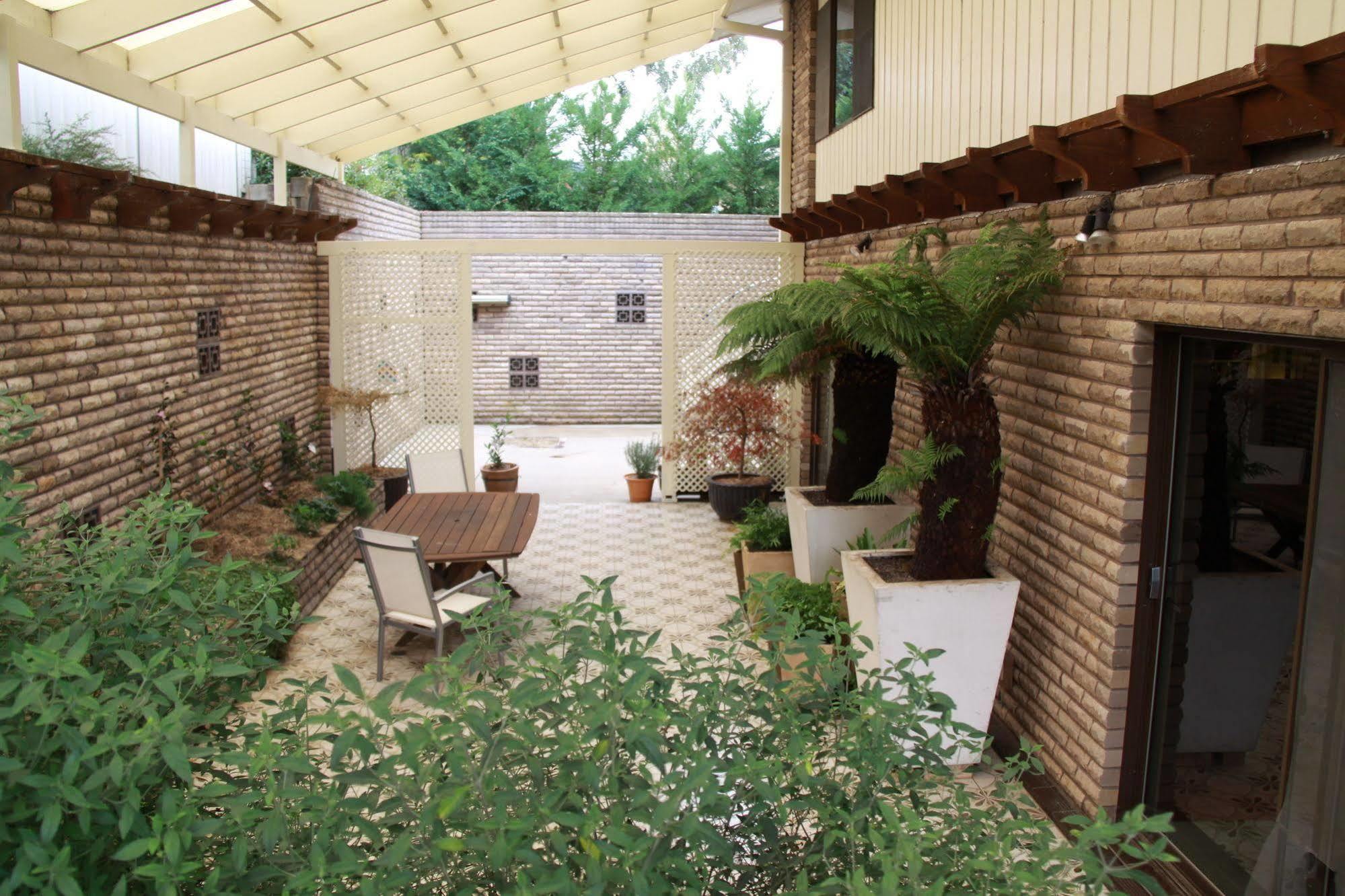 Bathurst Heights Bed & Breakfast Exteriör bild